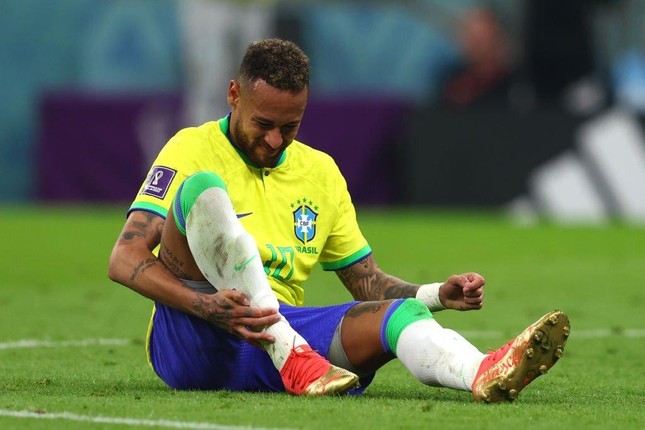 Brazil lo sốt vó với chấn thương của Neymar - Ảnh 2.