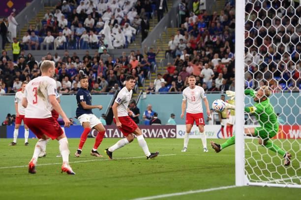 Trực tiếp World Cup 2022 Pháp vs Đan Mạch 1-0 (h2): Mbappe lên tiếng khai thông bế tắc - Ảnh 1.