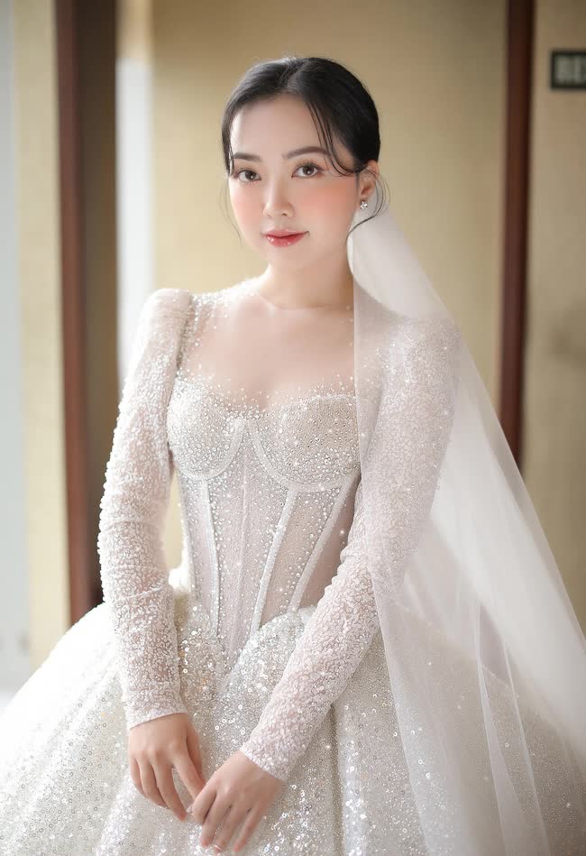 Nhan sắc bất phân thắng bại của các nàng WAGs Việt đình đám - Ảnh 19. Nhan sắc bất phân thắng bại của các nàng WAGs Việt đình đám - Ảnh 19.