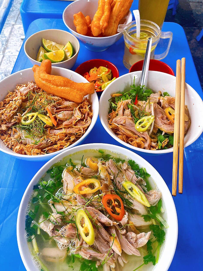  3 quán phở gà ở Hà Nội được trang mạng quốc tế gợi ý cho du khách - Ảnh 13.