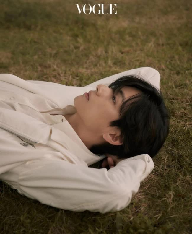 Nam thần V BTS lập kỷ lục khủng trên Instagram