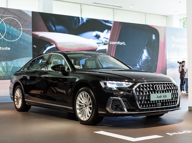Audi A8 tạm dẫn đầu hạng mục Thiết kế xe sang tại CCA 2022 - Ảnh 1.