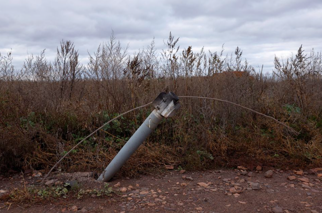 Quan chức Mỹ giải thích việc Nga gỡ đầu đạn khỏi tên lửa hành trình bắn sang Ukraine - Ảnh 1.