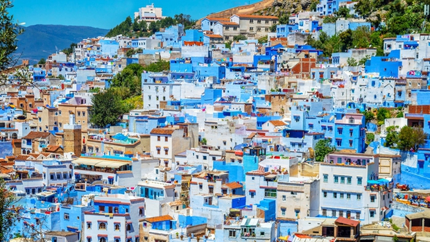 Ghé thăm thị trấn toàn màu xanh độc đáo: Giữa châu Phi lại có thiên đường bí mật như Santorini thứ hai - Ảnh 2.