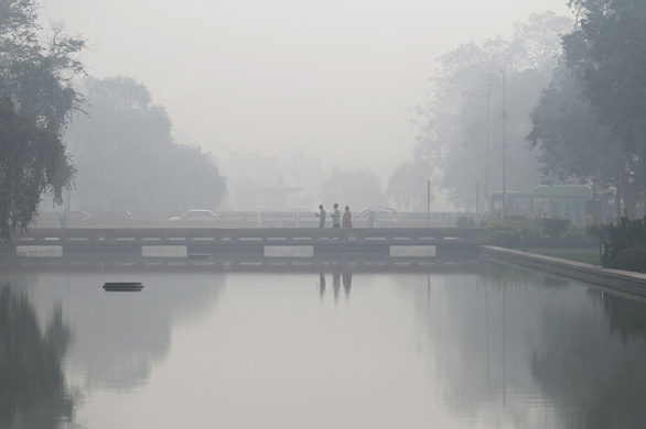 Hình ảnh thủ đô Ấn Độ chìm trong khói bụi ô nhiễm - Ảnh 5.