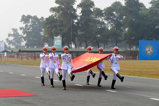 Lục quân 10 nước ASEAN thi bắn súng quân dụng tại Việt Nam - Ảnh 6.