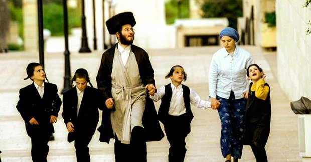 Trí tuệ dạy con đỉnh cao của người Do Thái nằm ở 3 chìa khóa vàng: Nuôi con cũng như trồng hoa, chấp nhận trở thành những cha mẹ 80 điểm thay vì 100 - Ảnh 2.