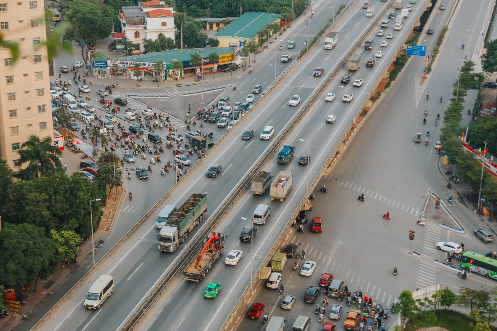 Quận đông dân nhất Hà Nội lột xác, tăng thu ngân sách hơn 60 lần sau 19 năm thành lập - Ảnh 5.