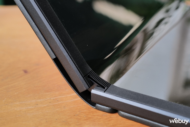 Trên tay laptop có thể gập đôi màn hình mà không hỏng đến từ nhà ASUS - Ảnh 8.