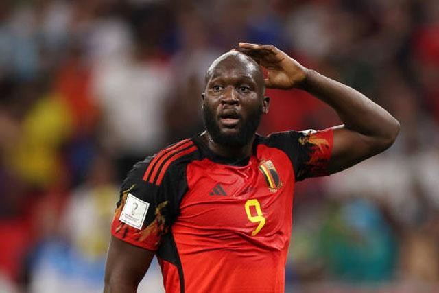 Lukaku làm hành động đáng xấu hổ sau màn trình diễn tệ hại - Ảnh 1.