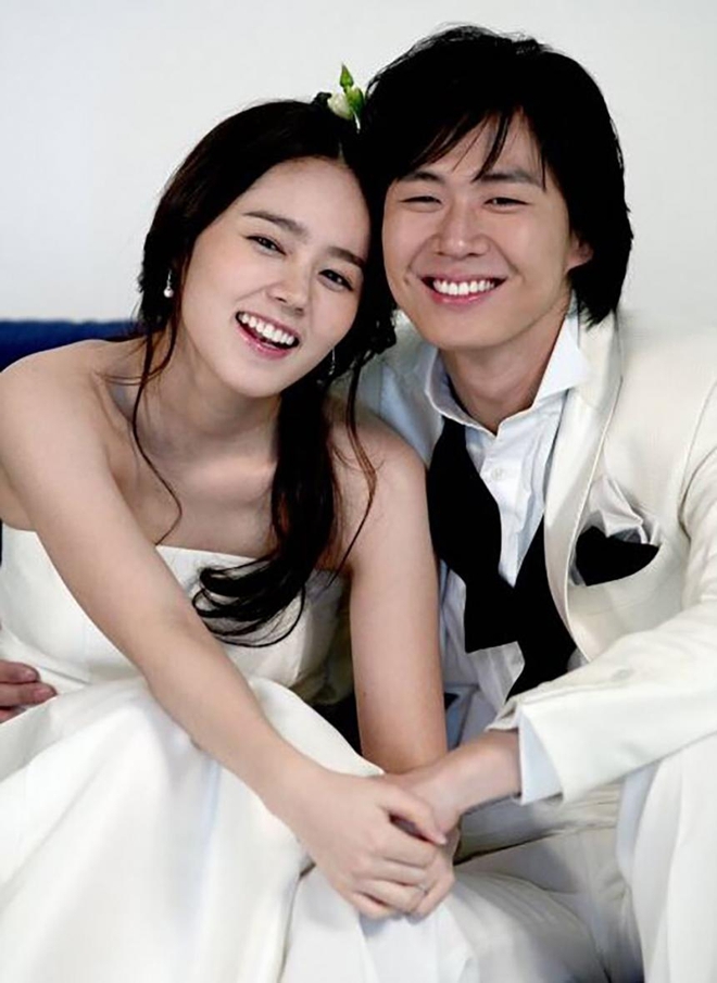 Cuộc hôn nhân gần 20 năm của chị đẹp Han Ga In: Từng bỏ mặc chồng ngay trong đêm tân hôn, ghen tuông với đàn chị vì một nguyên nhân - Ảnh 9.