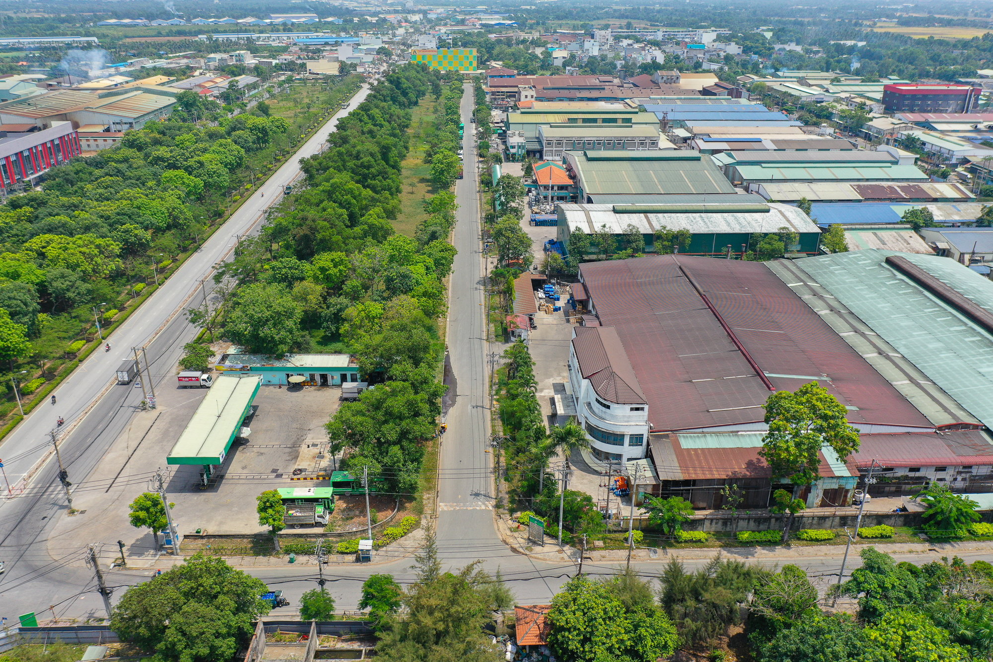 Diện mạo huyện đông dân nhất Việt Nam muốn trở thành thành phố - Ảnh 9.