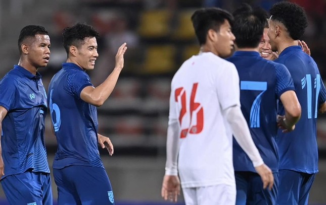 Thái Lan nã 6 bàn vào lưới đối thủ cùng bảng với ĐT Việt Nam - Ảnh 2.