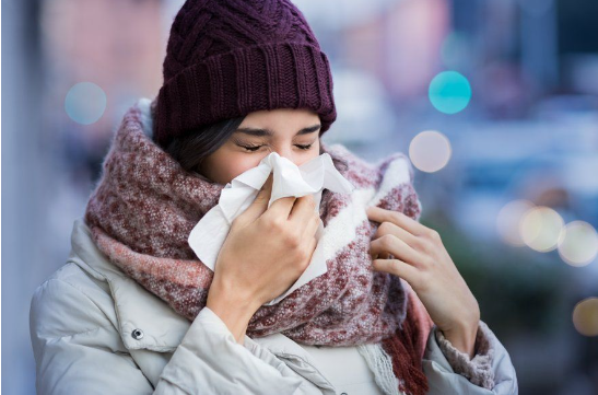Tại sao mọi người bị cảm lạnh và cúm nhiều hơn trong mùa đông? - Ảnh 1.