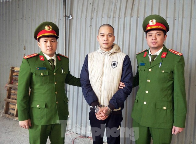 Vụ 7 tấn pháo nguỵ trang trong thùng hoa quả: 10 ngày đêm rà soát địa bàn của 300 cảnh sát - Ảnh 5. Vụ 7 tấn pháo nguỵ trang trong thùng hoa quả: 10 ngày đêm rà soát địa bàn của 300 cảnh sát - Ảnh 5.