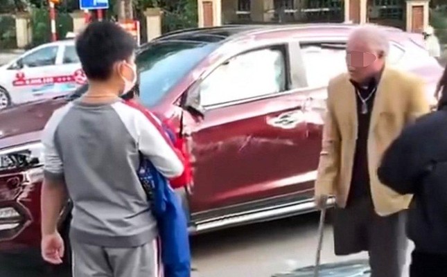 Người đàn ông cụt chân lái ô tô gây tai nạn bị xử lý thế nào? - Ảnh 1. Người đàn ông cụt chân lái ô tô gây tai nạn bị xử lý thế nào? - Ảnh 1.