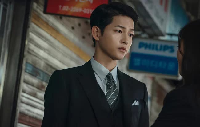 2022 liệu có phải là một năm huyền thoại của Song Joong Ki như 2016? - Ảnh 6.