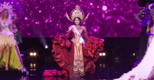 Á hậu Phương Anh toả sáng trong phần thi Trang phục dân tộc tại Chung kết Hoa hậu Quốc tế 2022 - Ảnh 4.