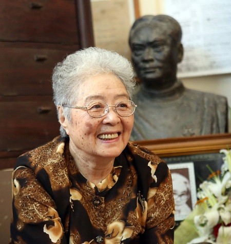 Bà Vi Thị Nguyệt Hồ, vợ cố giáo sư Tôn Thất Tùng, qua đời - Ảnh 2.