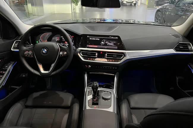 Ảnh chi tiết BMW 3 Series lắp ráp: Nâng cấp nhiều trang bị từ bản tiêu chuẩn, rẻ hơn xe nhập 815 triệu đồng - Ảnh 18.