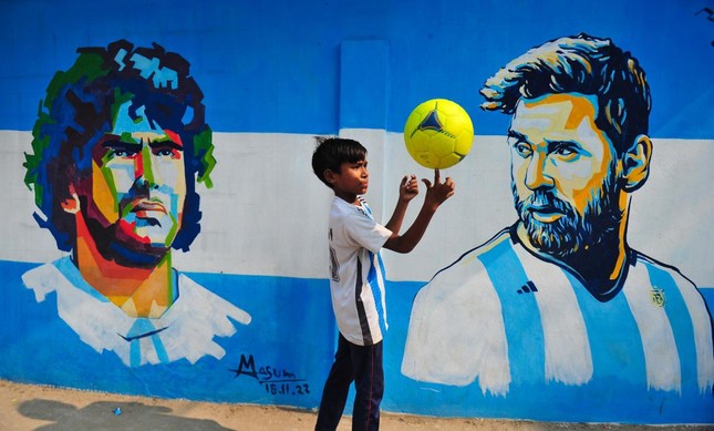 ‘Tại Argentina, người ta đang bán nhà để đi xem chung kết World Cup’ - Ảnh 2.