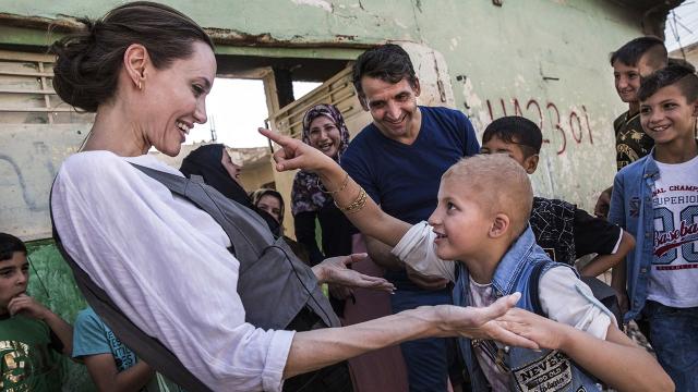 Angelina Jolie leaves her role as special envoy of the United Nations refugee agency - Photo 2.