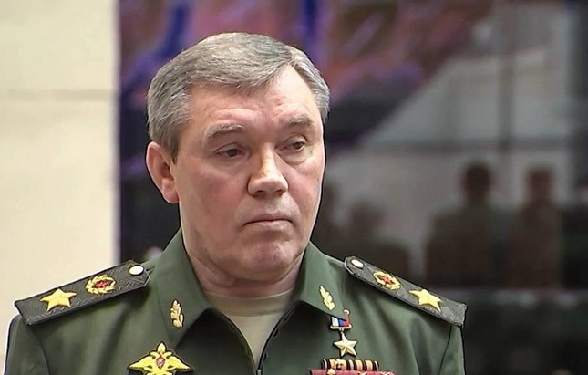 New York Times tiết lộ ‘sốc’: Mỹ cố ngăn Ukraine ám sát Tổng tham mưu trưởng quân đội Nga - Ảnh 1.
