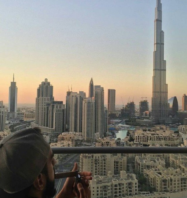  Cuộc sống của những người sinh ra đã ở vạch đích: Hội ‘rich kid’ Dubai vung tiền tận hưởng cuộc đời giàu sang phú quý như thế nào?  - Ảnh 3.