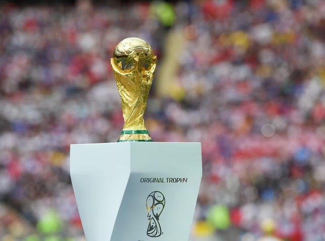 Những điều kỳ lạ về chiếc Cúp vàng của World Cup - Ảnh 1.