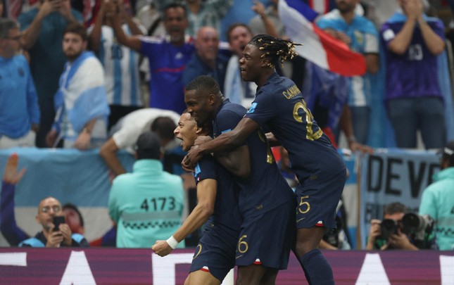 Màn rượt đuổi giữa Argentina và Pháp đưa World Cup 2022 đi vào lịch sử - Ảnh 1.
