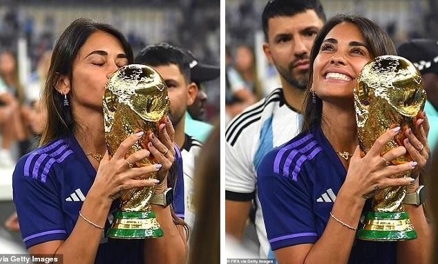 Khoảnh khắc Messi hôn vợ ăn mừng Argentina vô địch khiến người hâm mộ tan chảy - Ảnh 6.