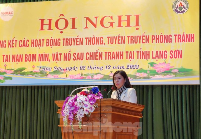 Hai nữ sinh trung học giành giải Nhất cuộc thi Đại sứ học đường phòng tránh bom mìn - Ảnh 5.