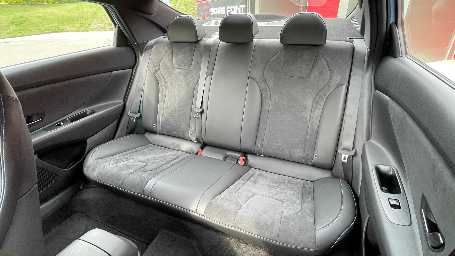Hyundai Elantra N đi đăng kiểm, về Việt Nam với giá 1,5 tỷ đồng đấu Honda Civic Type R? - Ảnh 12. Hyundai Elantra N đi đăng kiểm, về Việt Nam với giá 1,5 tỷ đồng đấu Honda Civic Type R? - Ảnh 12.