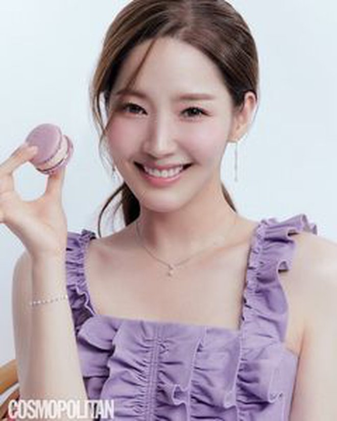 Nhan sắc hô biến diệu kỳ của Park Min Young: Đổi đời nhờ dao kéo nhưng bỗng biến chứng, chỉ 2 tháng sau lấy lại phong độ - Ảnh 6.