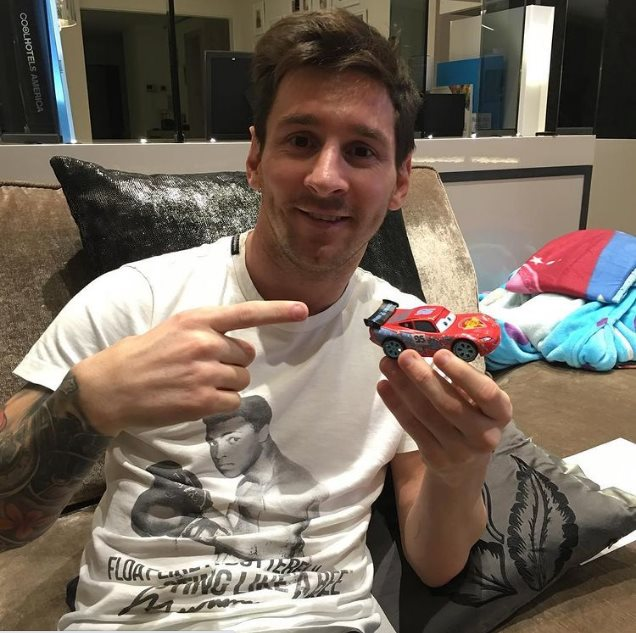  Messi giàu thế nào?  - Ảnh 2.