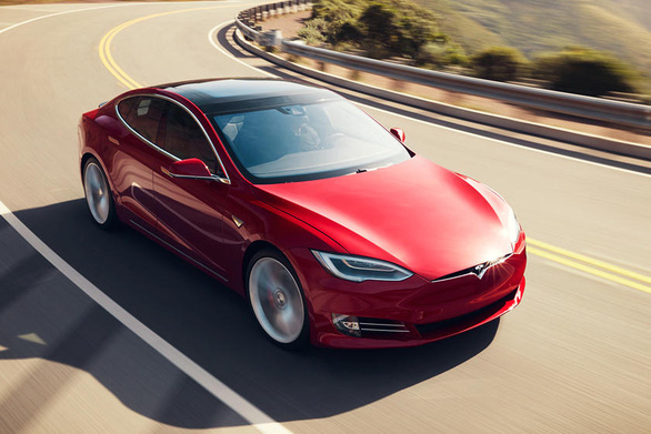 Xe Tesla bảo dưỡng, thay linh kiện rẻ nhưng giá, bảo hiểm cao: Đánh đổi liệu có xứng? - Ảnh 1.