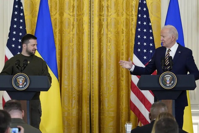 Tổng thống Mỹ Biden giải thích lý do vì sao Ukraine không thể nhận được mọi thứ mà họ muốn - Ảnh 1.