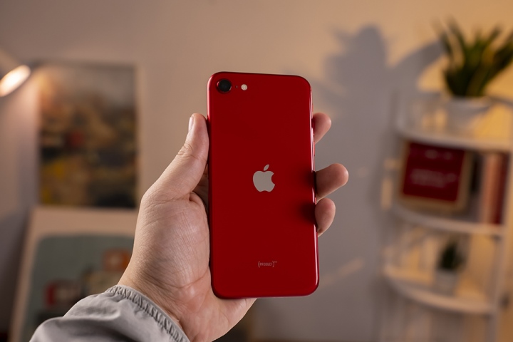 Top 5 iPhone cũ đáng mua nhất dịp Giáng sinh 2022 - Ảnh 1.