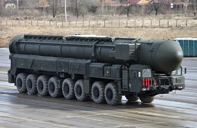Uy lực tên lửa đạn đạo xuyên lục địa Sarmat được Nga đưa vào trực chiến - Ảnh 1.