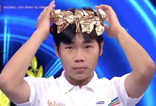 Nam sinh Hà Nội thắng tuyệt đối với 310 điểm, lọt vào thi quý Đường lên đỉnh Olympia - Ảnh 2.
