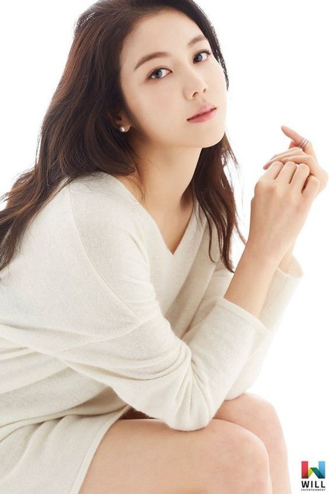  Song Joong Ki sau 3 năm ly hôn Song Hye Kyo: Sự nghiệp đột phá, tình yêu nở rộ, tài chính thăng hoa - Ảnh 5.