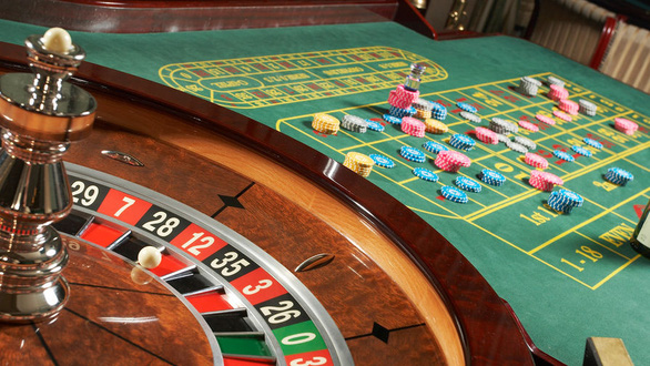 Tiền rót vào công nghiệp cờ bạc ở Nga tăng 1,5 lần trong năm 2022 - Ảnh 1.
