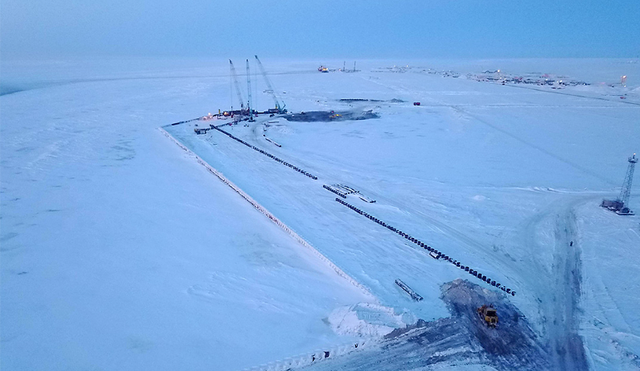 Nóng cuộc đua khai thác dầu khí ở Bắc Cực - Ảnh 1.