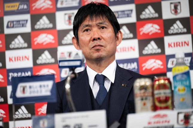 Tuyển Nhật Bản chốt HLV hướng đến World Cup 2026 - Ảnh 1.