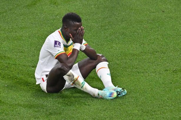 Senegal bị FIFA phạt vì lỗi ngớ ngẩn trước đấu ở vòng 1/8 World Cup 2022 - Ảnh 1.
