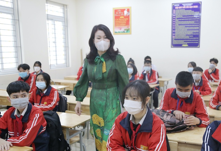 Một trường ở Hà Nội dự kiến thưởng Tết giáo viên 15 triệu đồng - Ảnh 1. Một trường ở Hà Nội dự kiến thưởng Tết giáo viên 15 triệu đồng - Ảnh 1.
