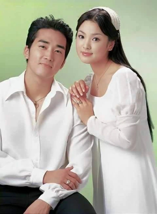  Song Hye Kyo gặp huyền thoại bóng đá Pele ở World Cup 2002 - Ảnh 7.