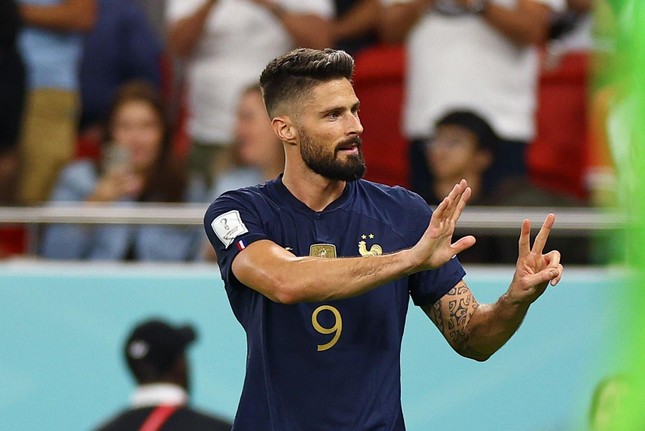 Olivier Giroud vượt qua Thierry Henry, thiết lập kỷ lục ghi bàn đáng kinh ngạc - Ảnh 1.