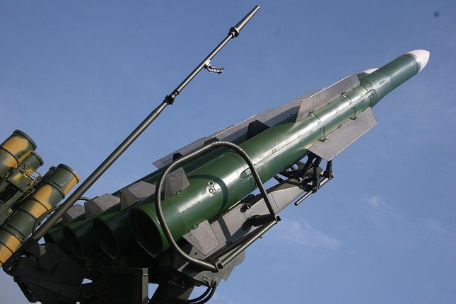 Buk-M2 Nga bắn hạ hàng chục UAV Bayraktar và tên lửa HIMARS của Ukraine - Ảnh 3.