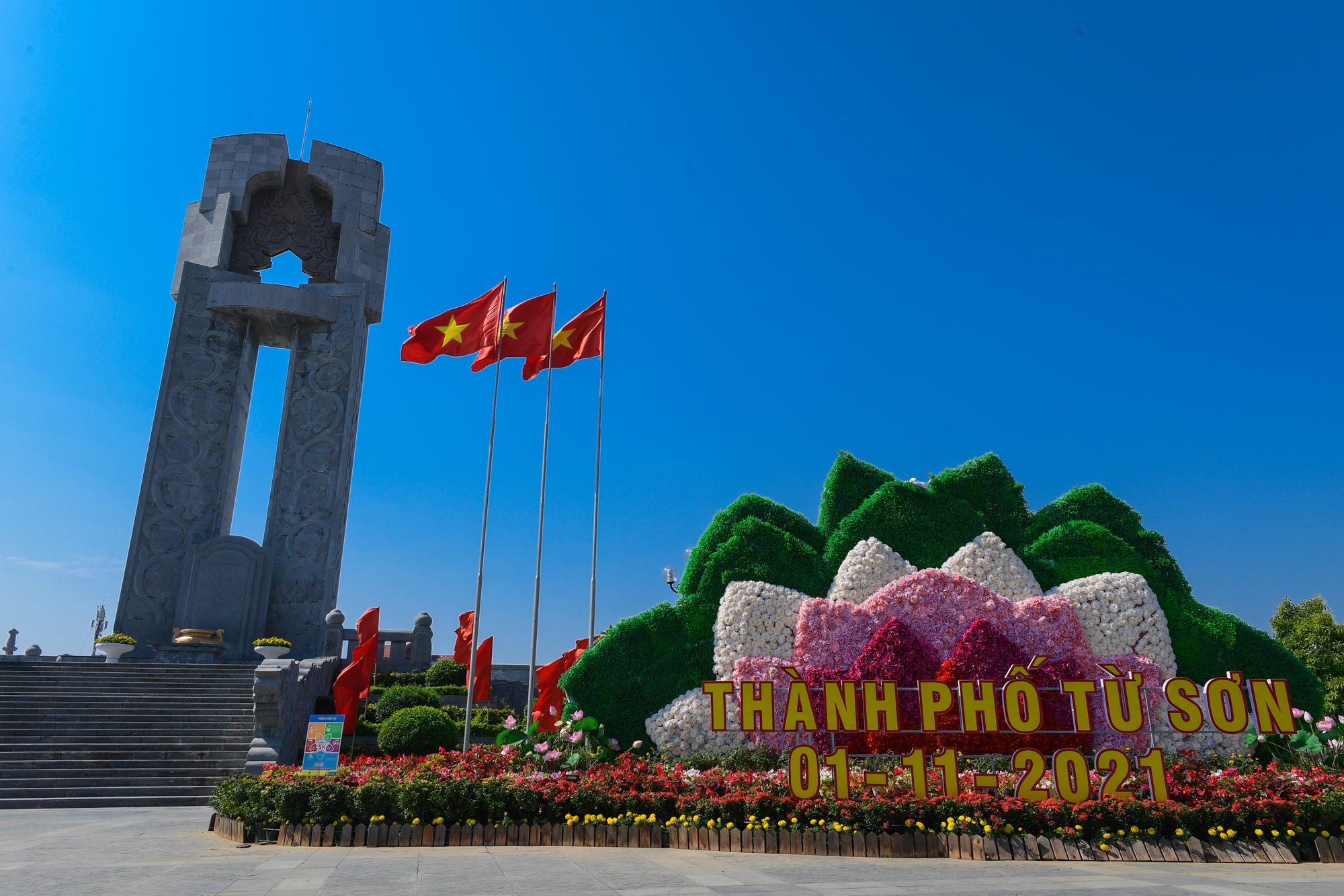 Tăng trưởng 2 chữ số liên tục 20 năm, huyện nghèo trở thành thành phố trẻ nhất Việt Nam - Ảnh 1.